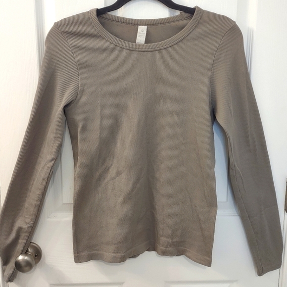 Athleisure Taupe Long Sleeve Ribbed Top Size L - Picture 5 of 5